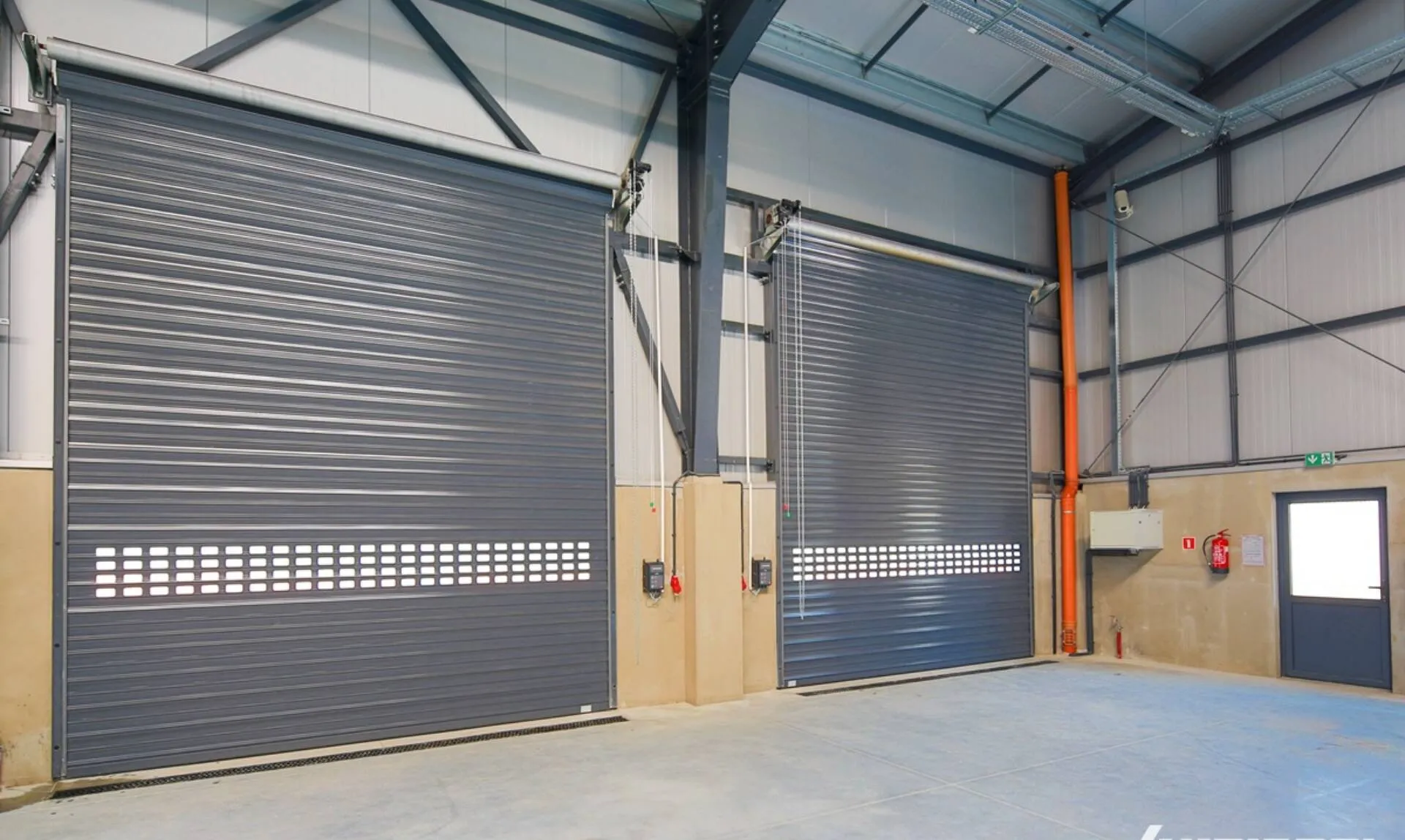 Industrial Sectional Door Motor vs Rolling Shutter Motor: Key Differences, Sizing & Selection Guide