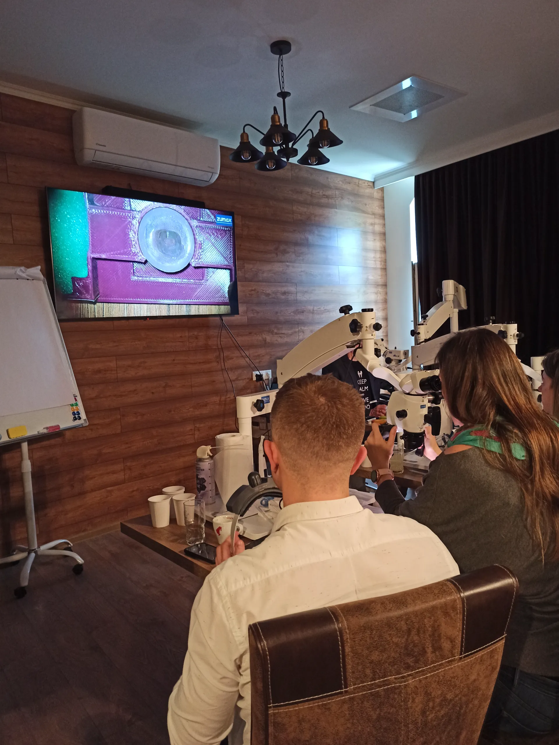 Fogászati Képzések - Egyfogú restaurációk új generációs anyagokból - PraxEvents