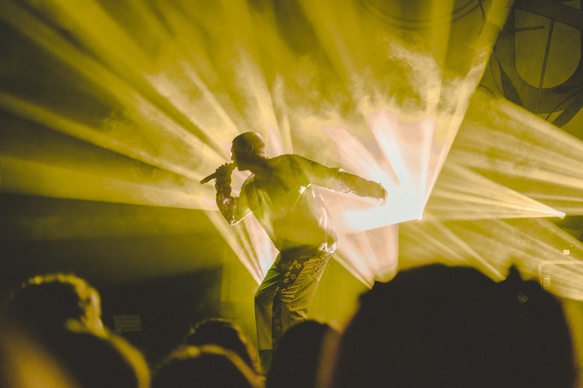 rapper on stage - What Is Drill Music