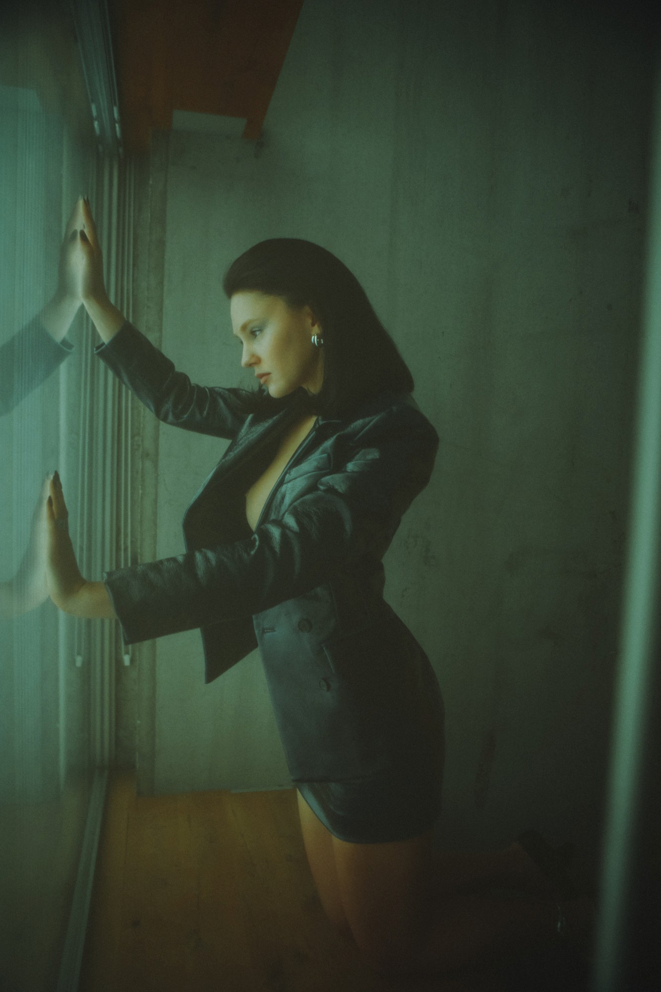 a woman wearing a hat