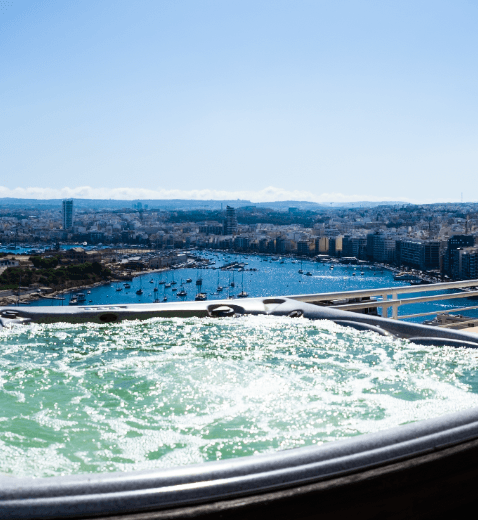 Here comes the alt text