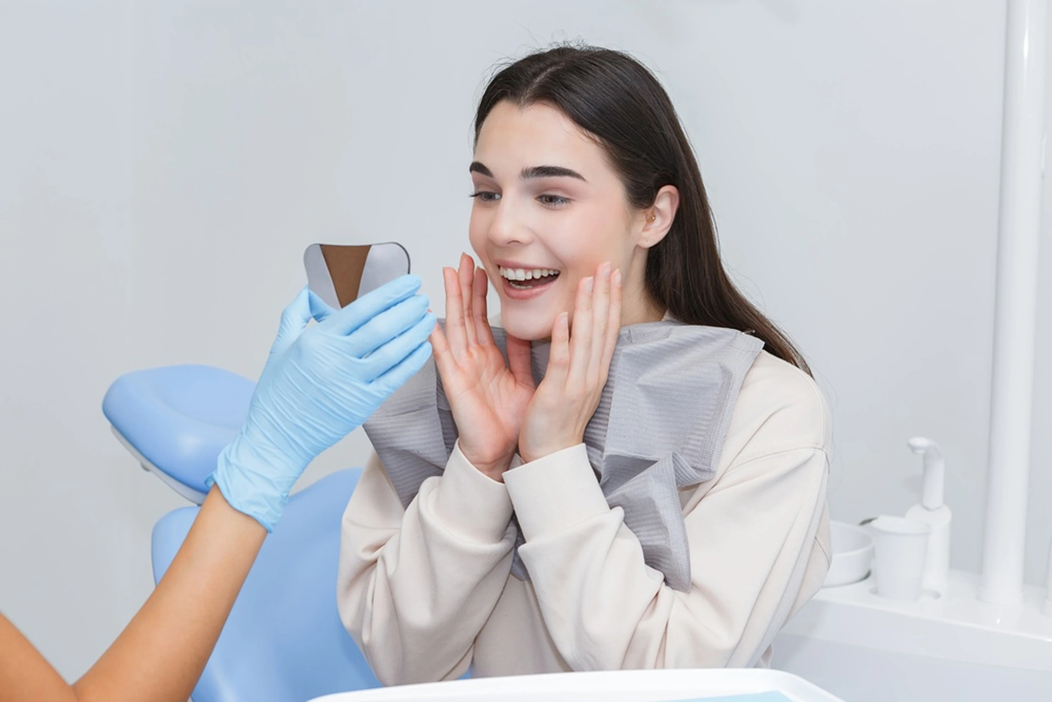Rachel Patient, who got new dental implants