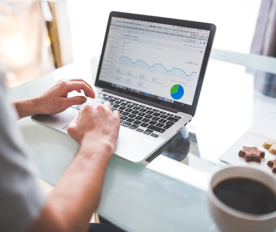 A digital marketer using Facebook ads library