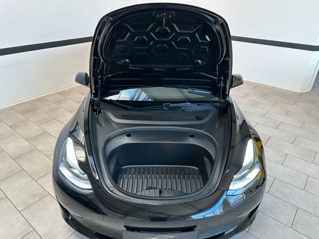 TESLA Model 3 2022 BLACK Gebrauchtwagen - Galeriebild 6