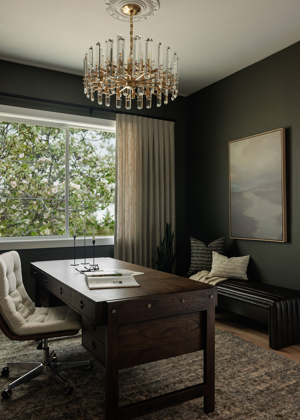 We’re so excited to share details from The Wedgewood House: Office –– one of our favorite interior design + professional organizing projects in Seattle, WA.