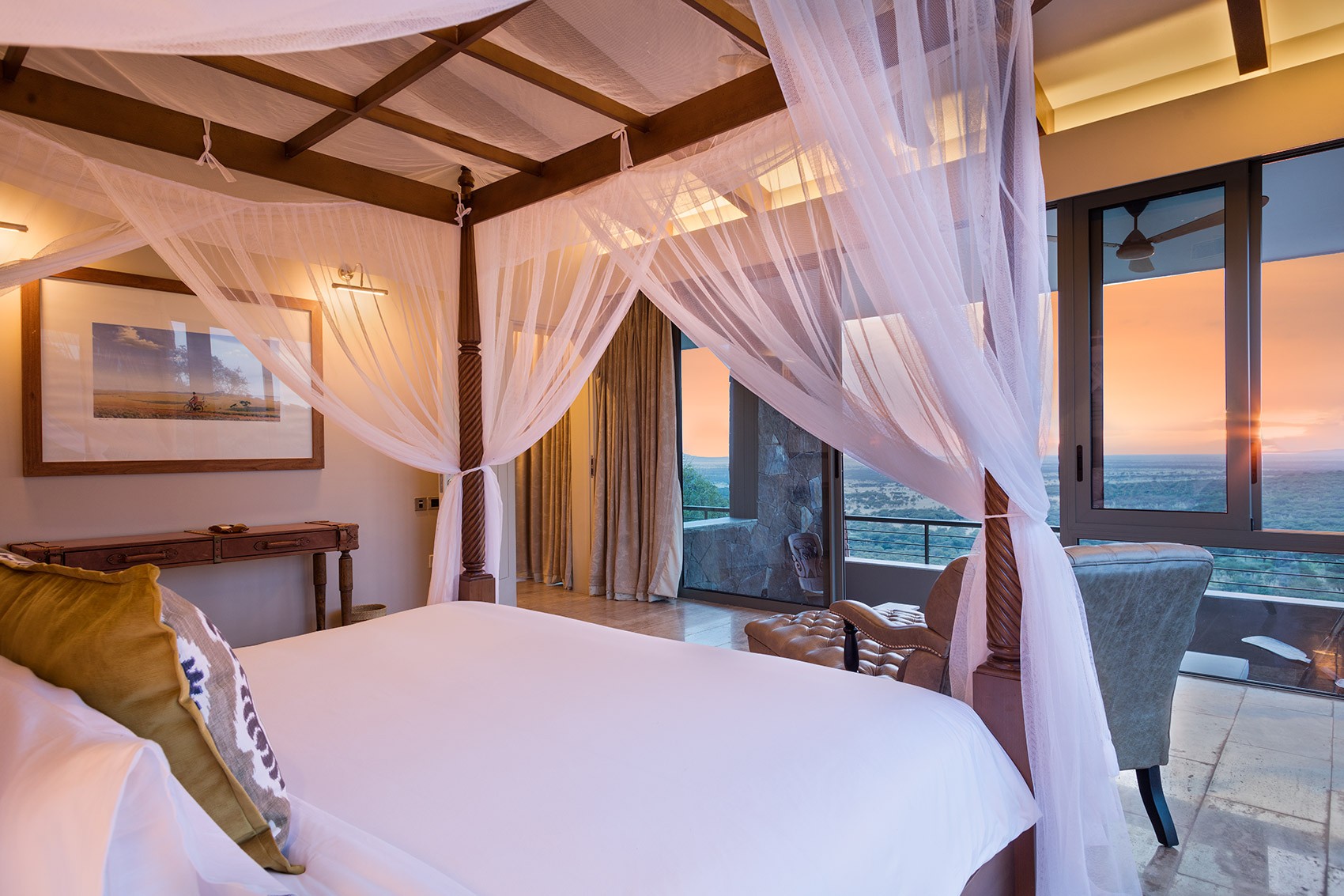 Victoria Hayes portrait with set of flowers