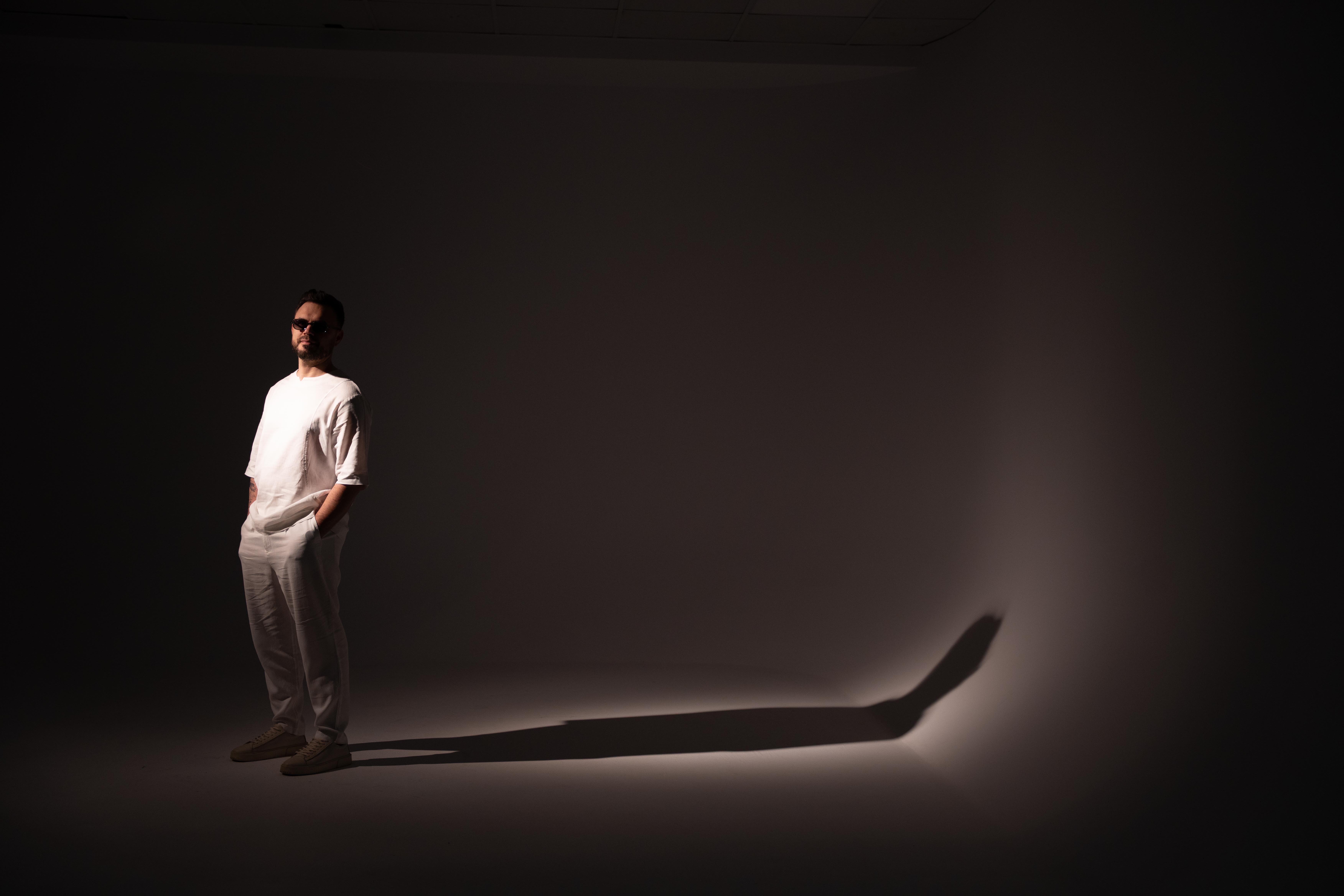 Light ray in shadows