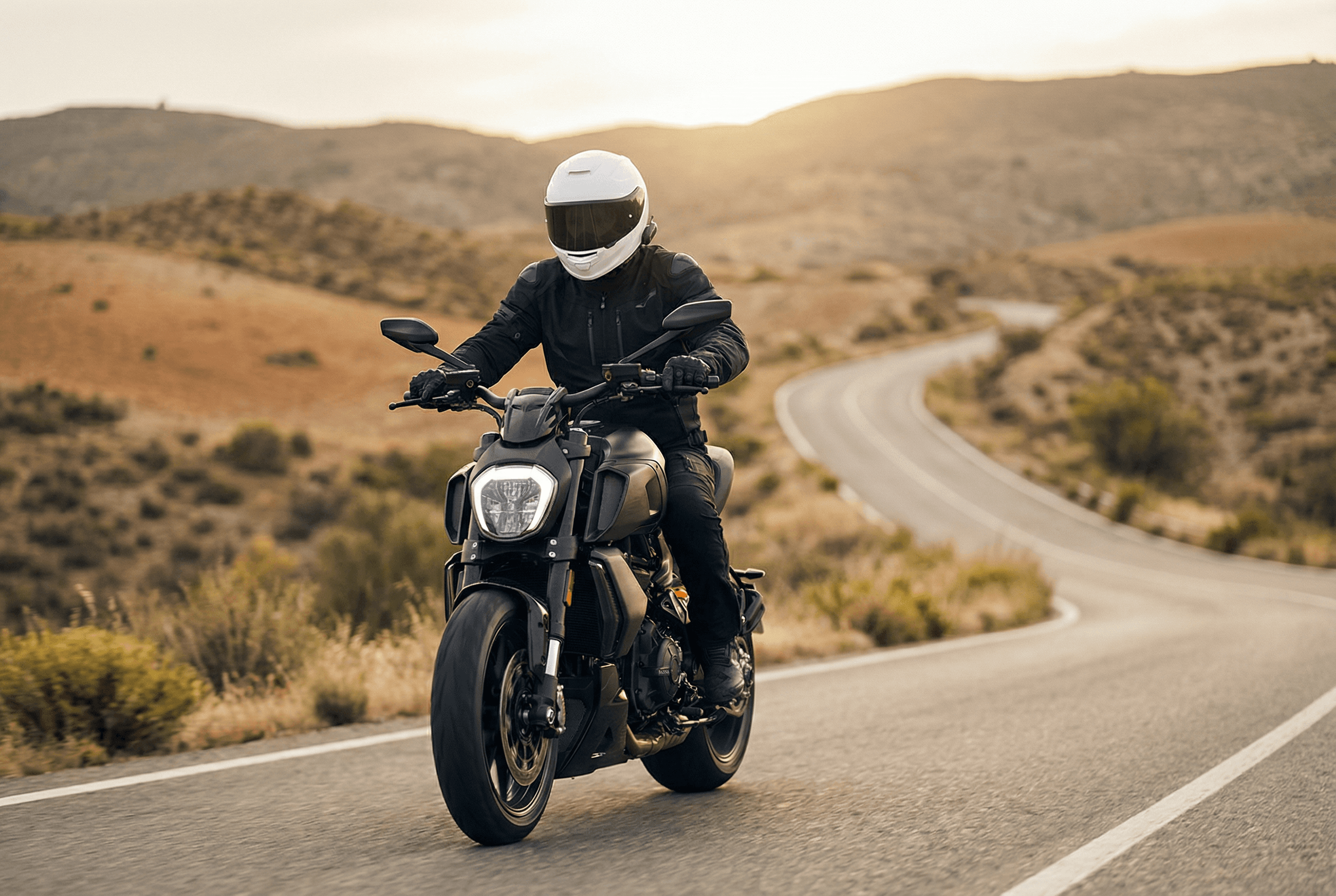 Assurance moto et scooter immédiate pour jeune permis, profil résilié, malussé ou permis suspendu.