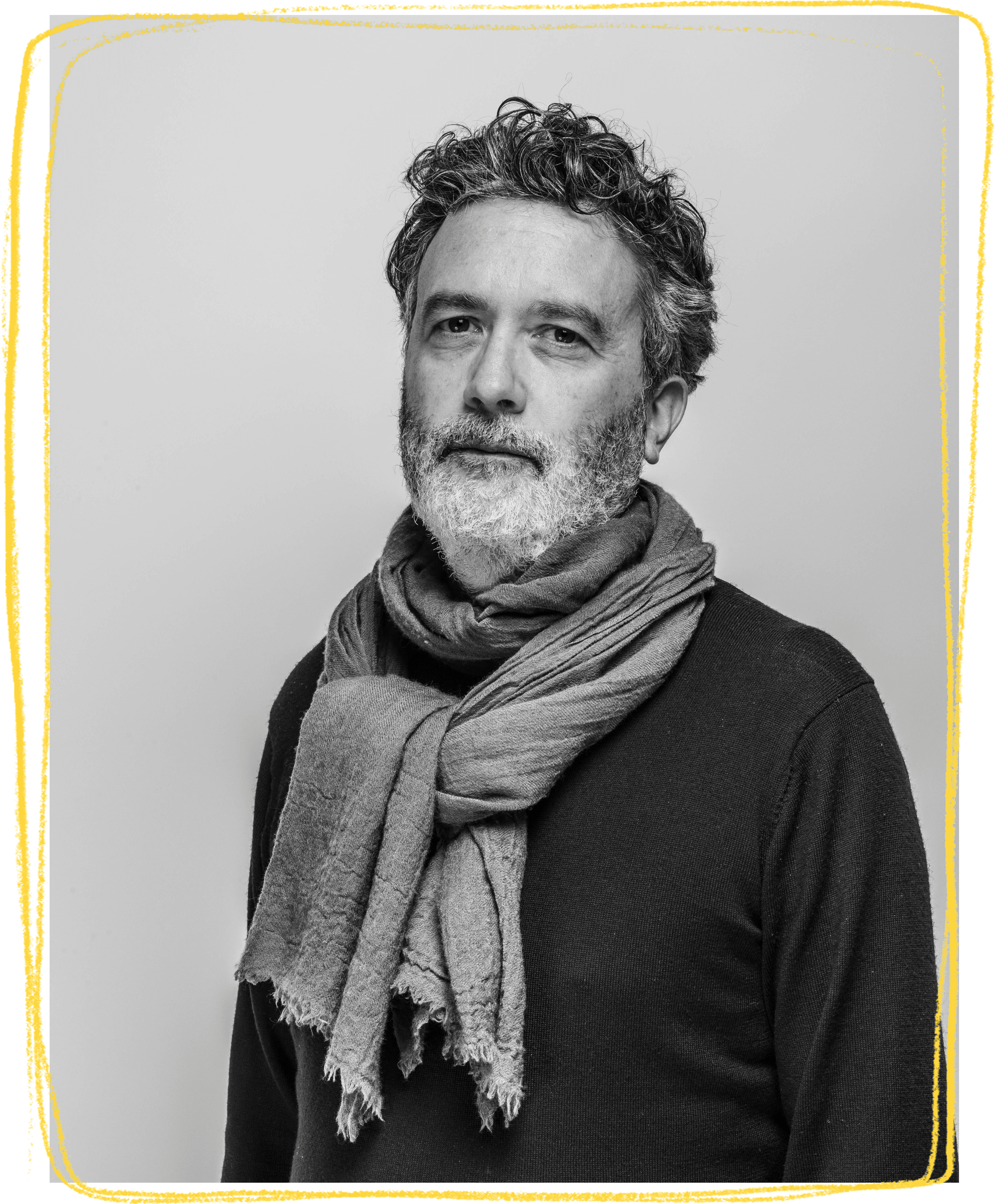portrait en noir et blanc du thérapeute