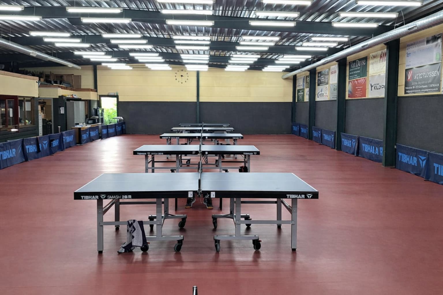 Tafeltennislocatie in Stekene voor tornooien, stages en team building activiteiten