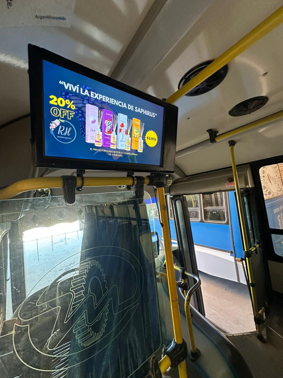 Tótem publicitario VÍA PRO
