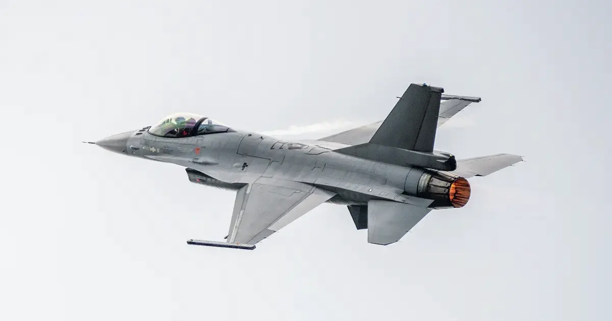 Bilde av et F16 kampfly som illustrerer at noen helbredelser skjer veldig hurtig.