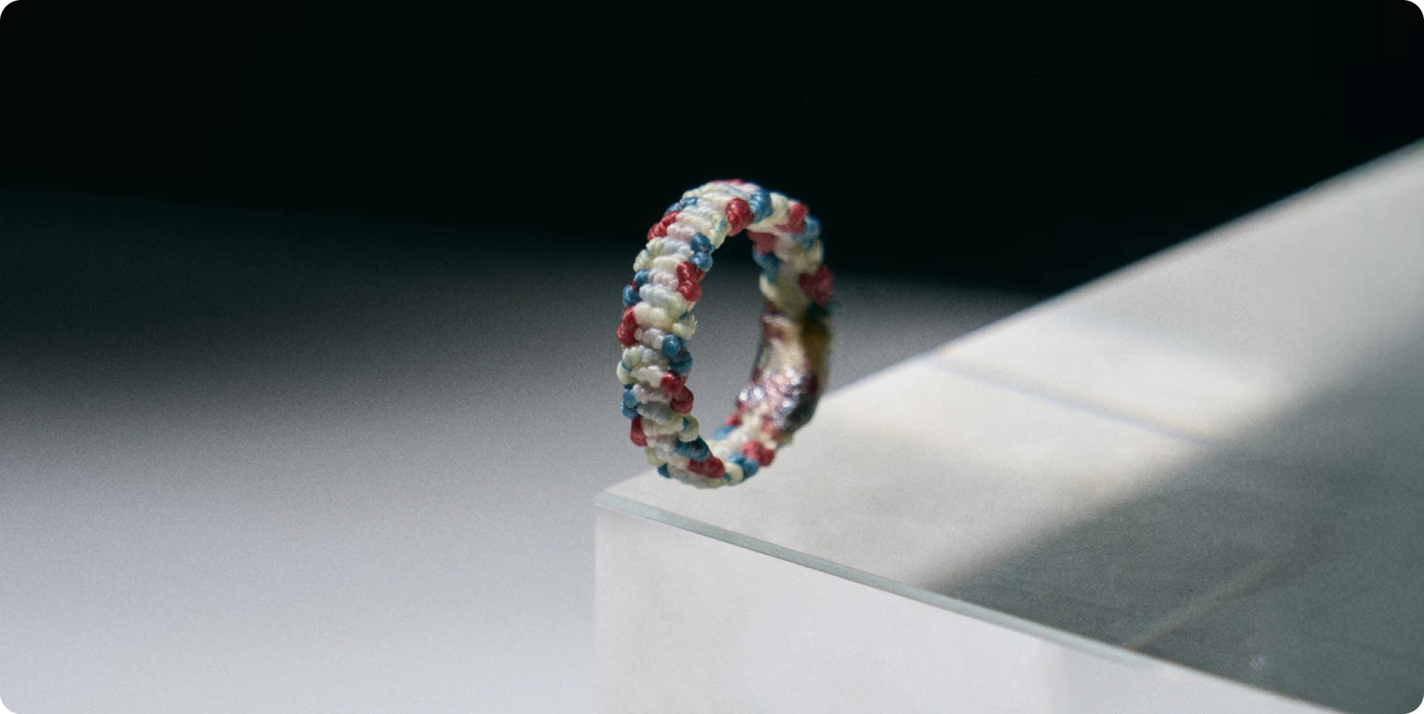 터프스터프 포트폴리오 : 정전 70주년 기념반지 with 마르코로호