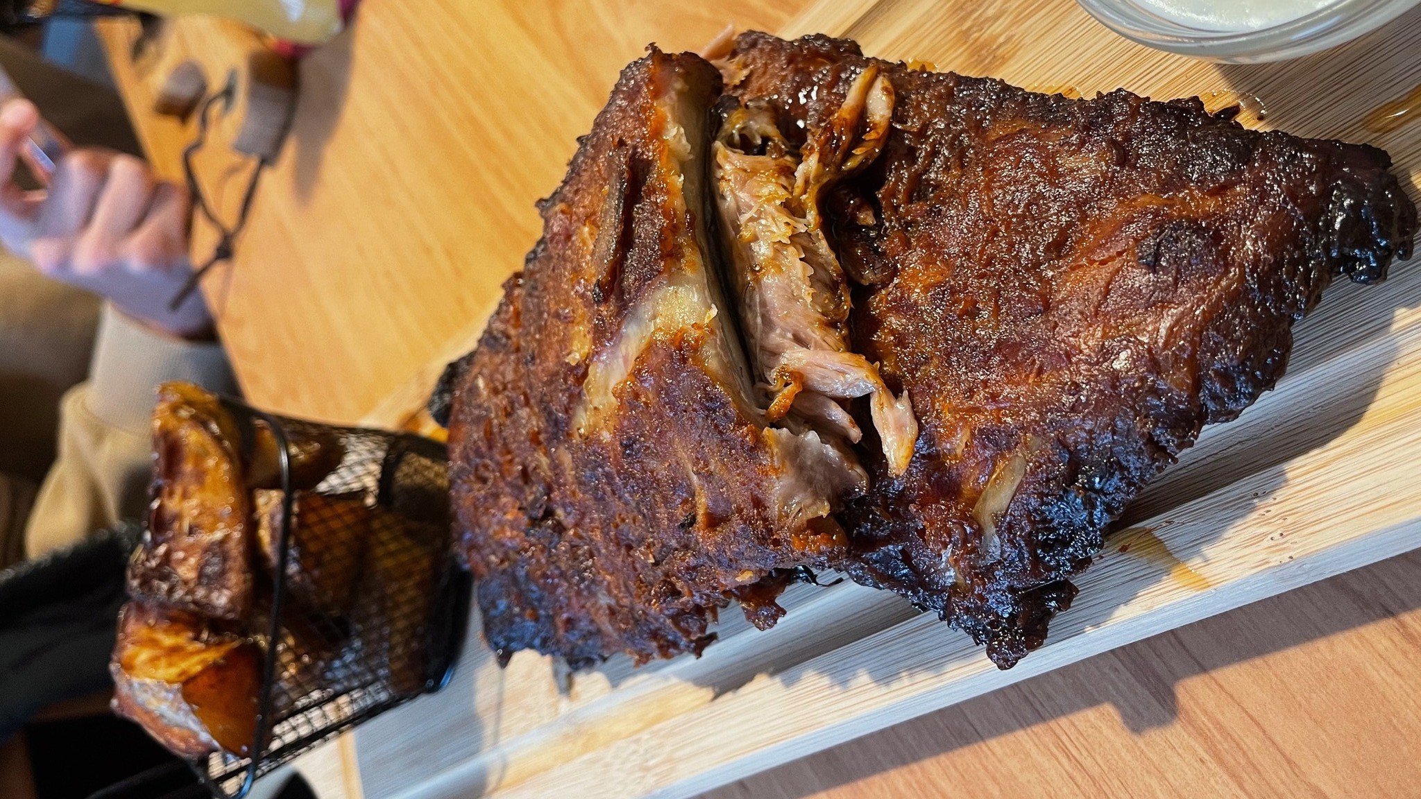 Seared scallops in a white plate