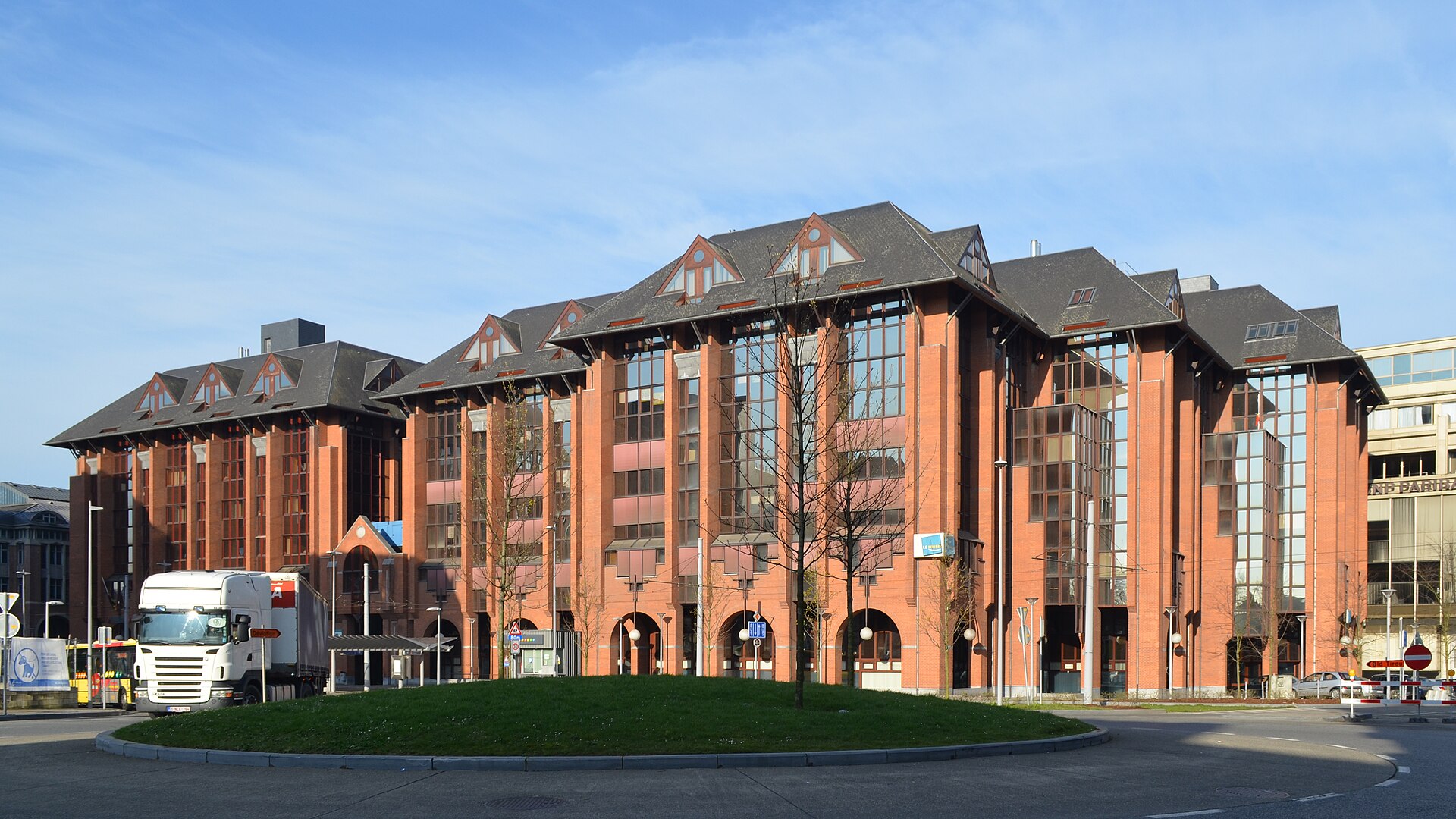Het hoofdkantoor van Le Forem, de Waalse dienst voor arbeidsbemiddeling, in Charleroi.