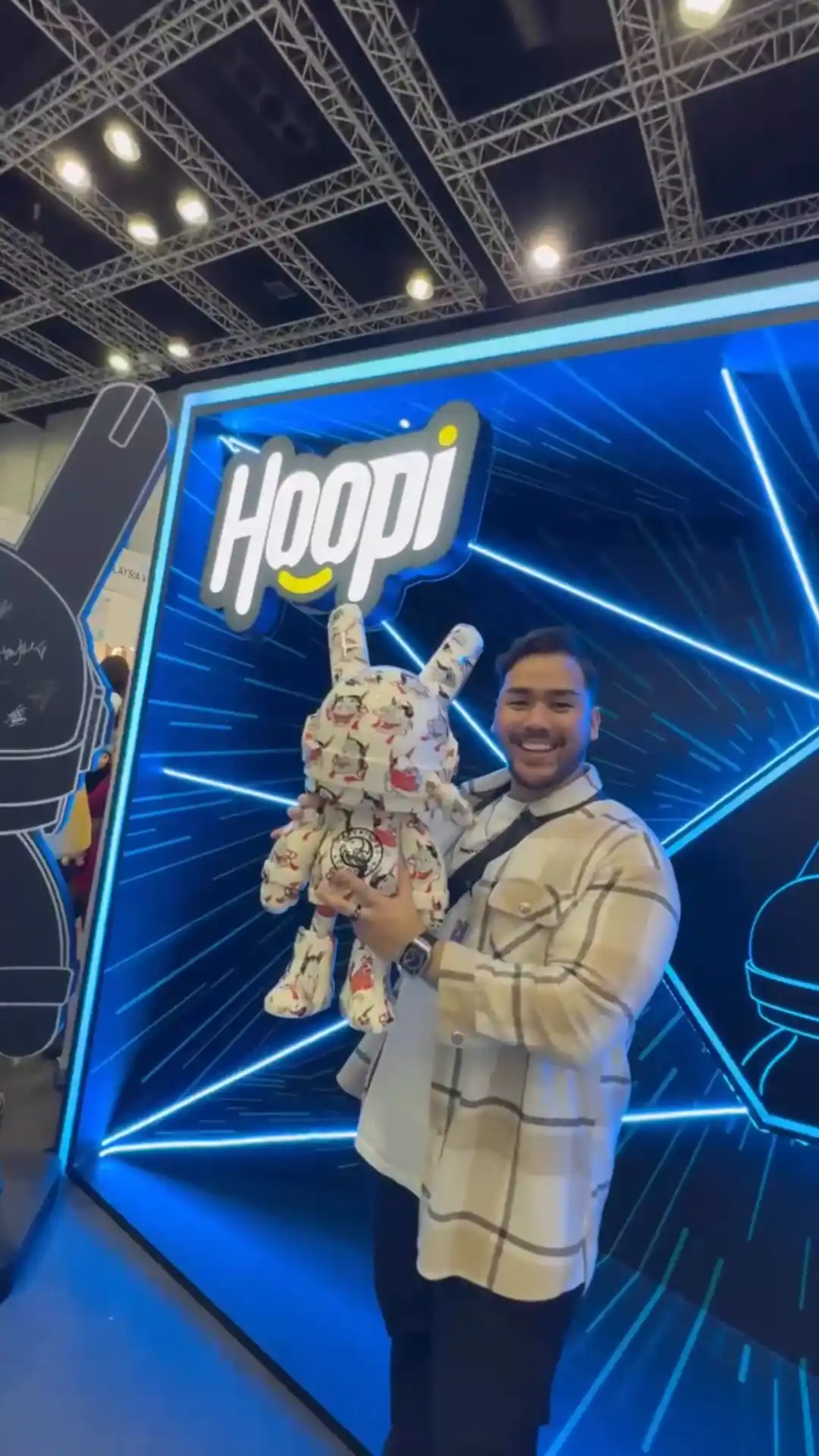 ROBBi @ Comic Fiesta 2024