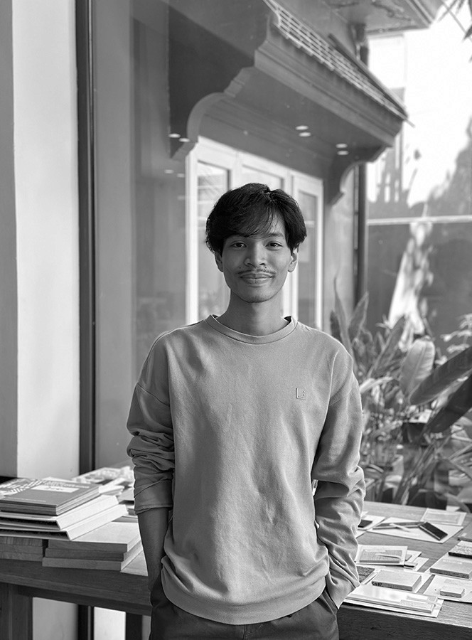 Thanaroth Kaing, communications architect