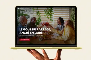 Site Honorie affiché sur un ordinateur portable