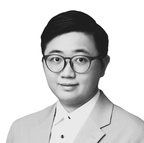 Black and white profile picture of Pui Don who is a Partner at KanataQ