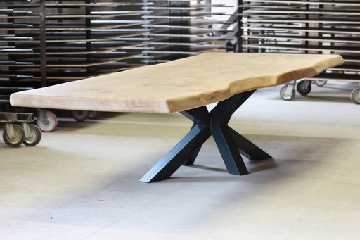 Tavolo-in-legno-grezzo-lecco () Galimberti-IMG_1055.jpg