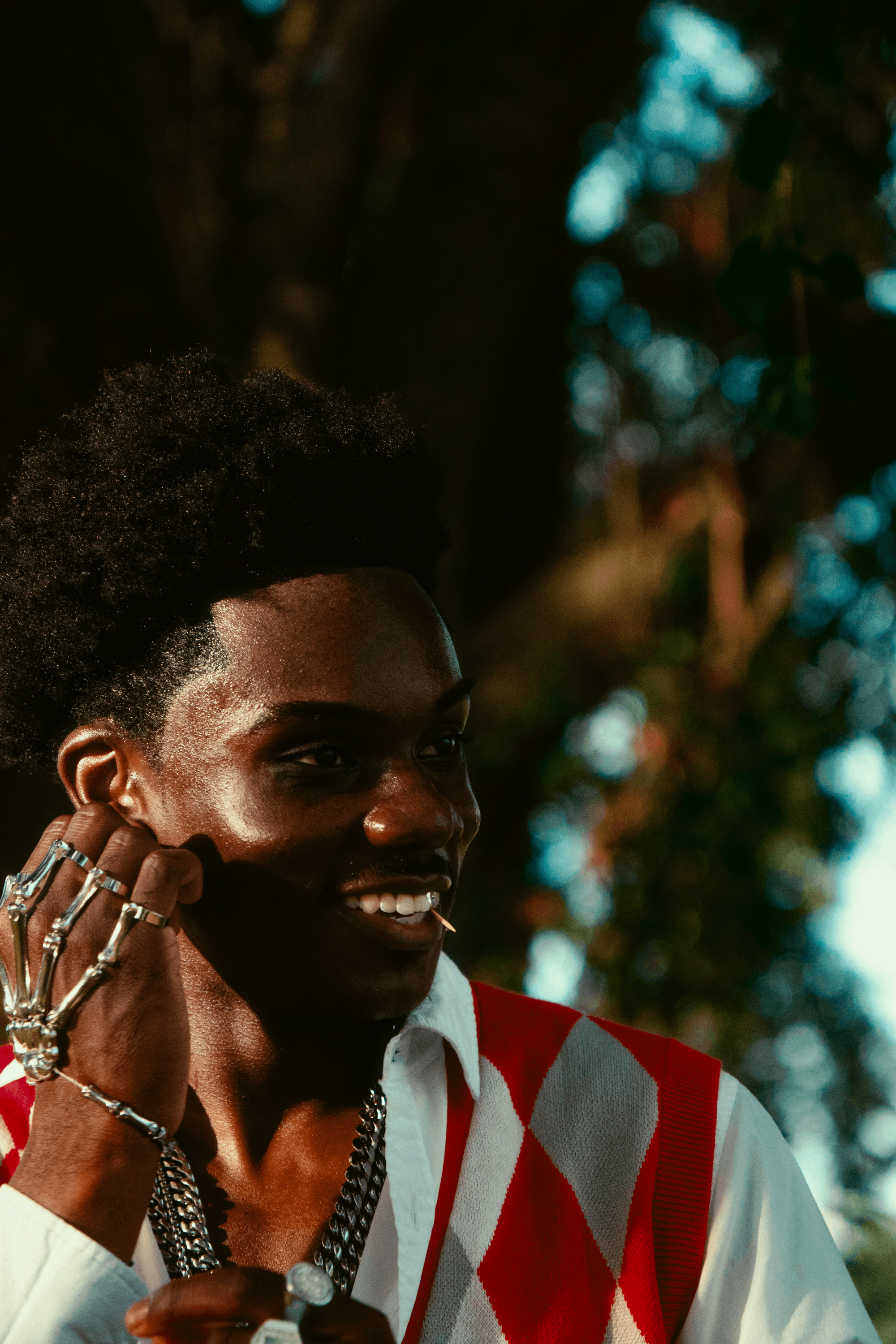 iPhone Mockup represent a screenshot of this App