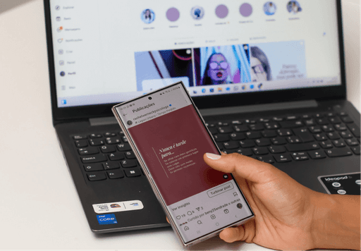 Desde cedo me encantei por histórias e pela forma como cada pessoa enxerga o mundo. - Psi Rachel Werneck