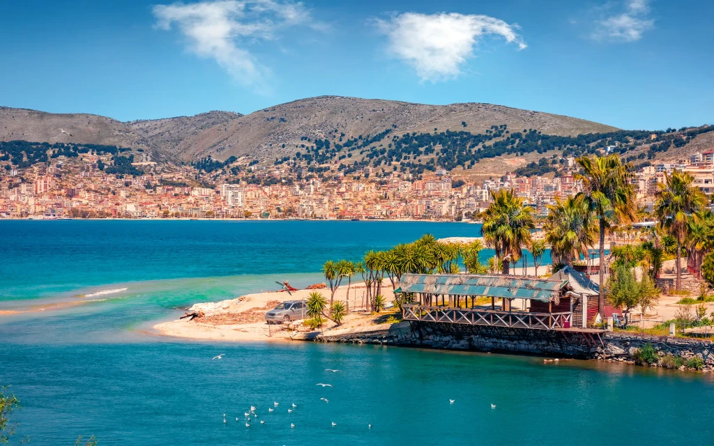 Saranda i Albania - sykkeltur med Expa Travel