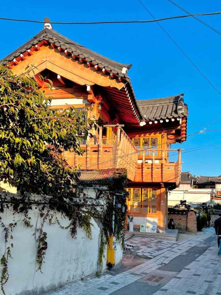 gyeongju traditional buildings next to hwangnidan street