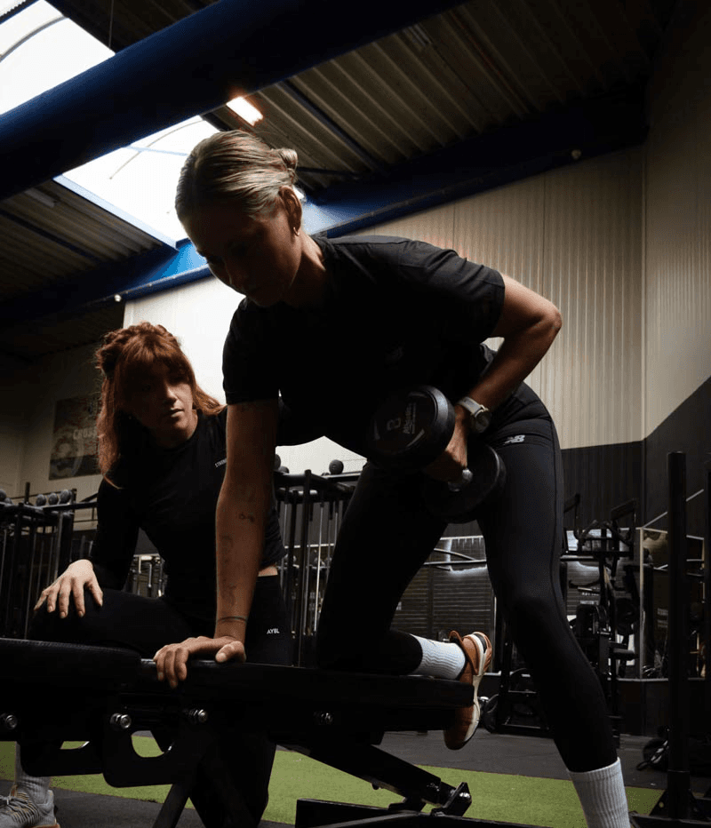 Kyra spotting arms excercise