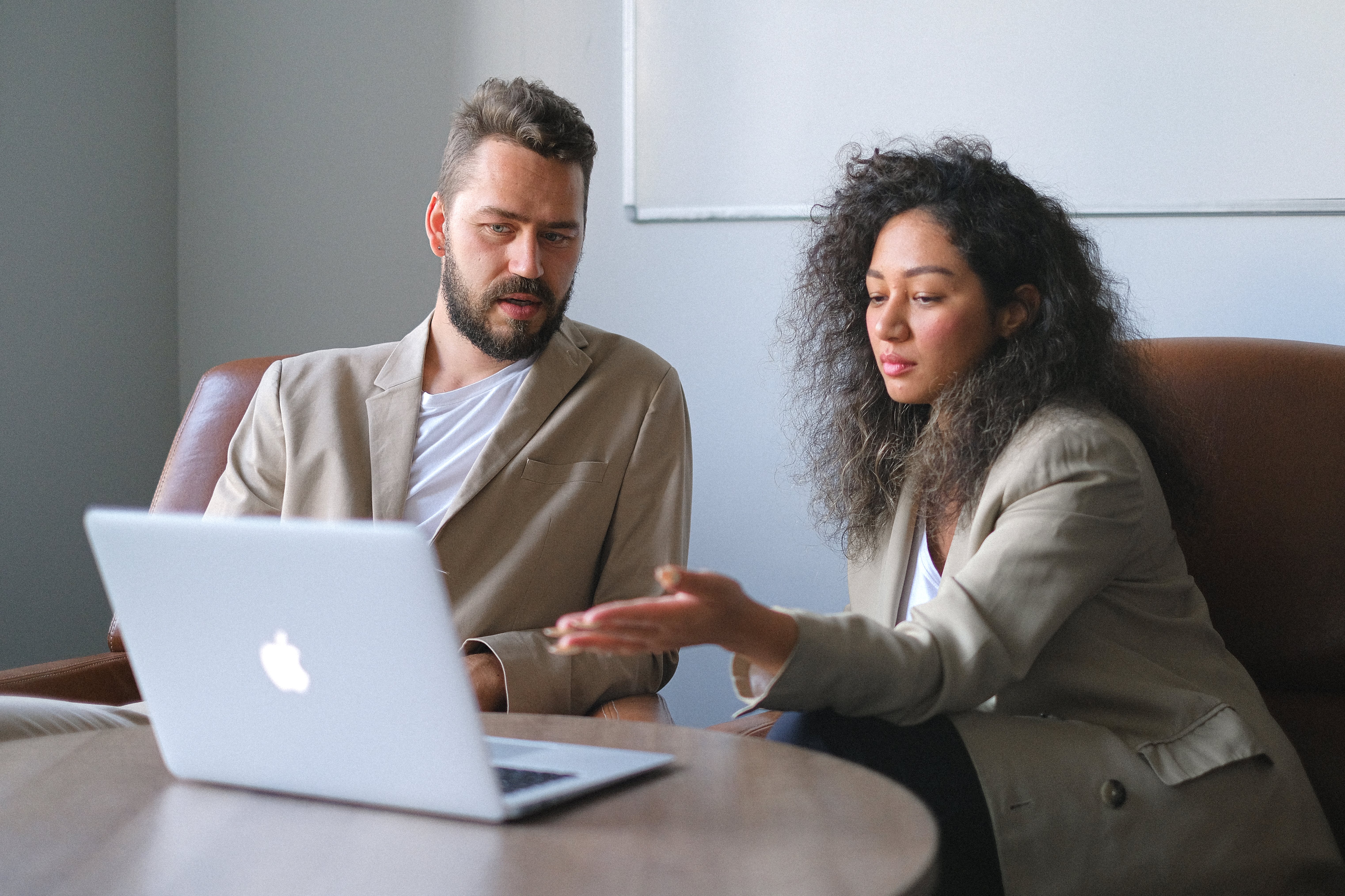 Woman giving pro tips for cold emailing