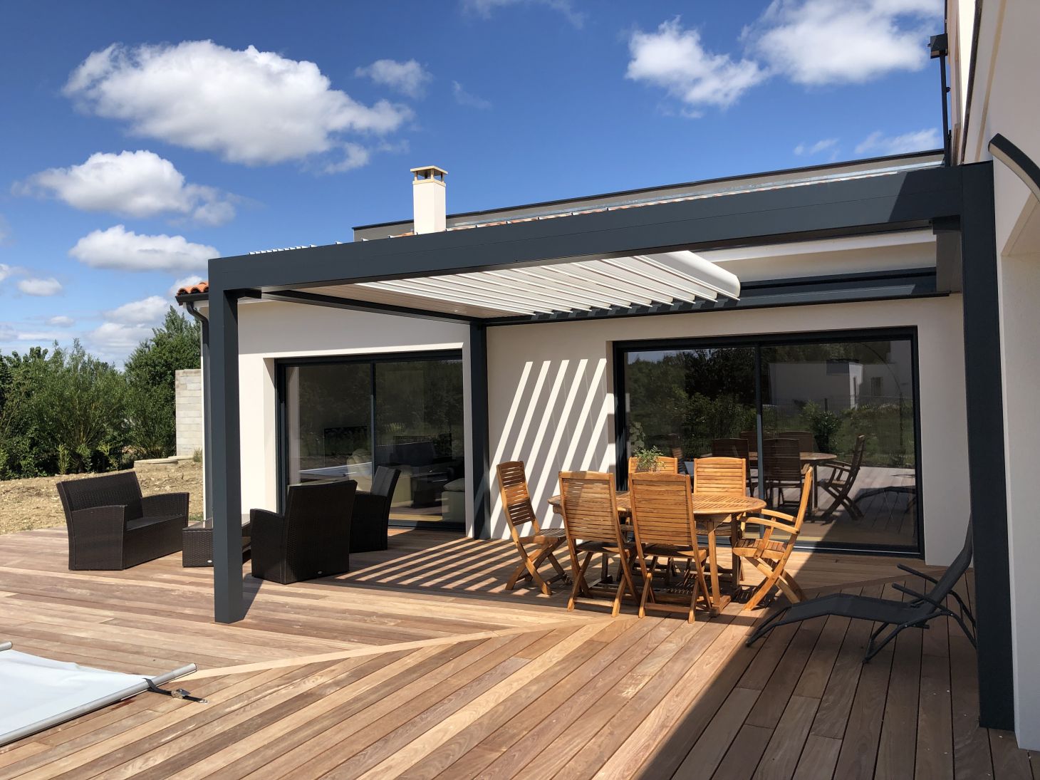 Pergola protection solaire bordeaux