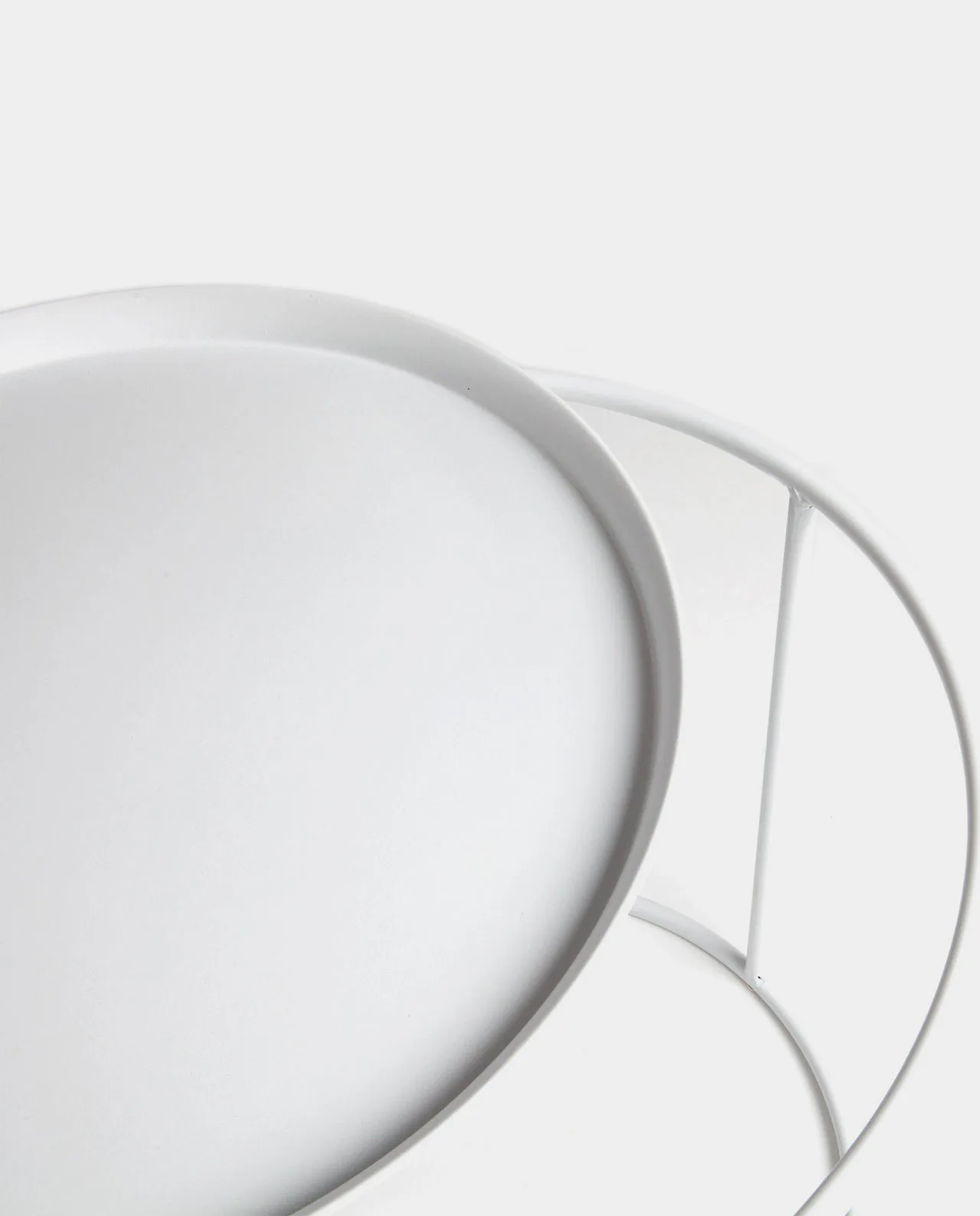 Round Tray Table