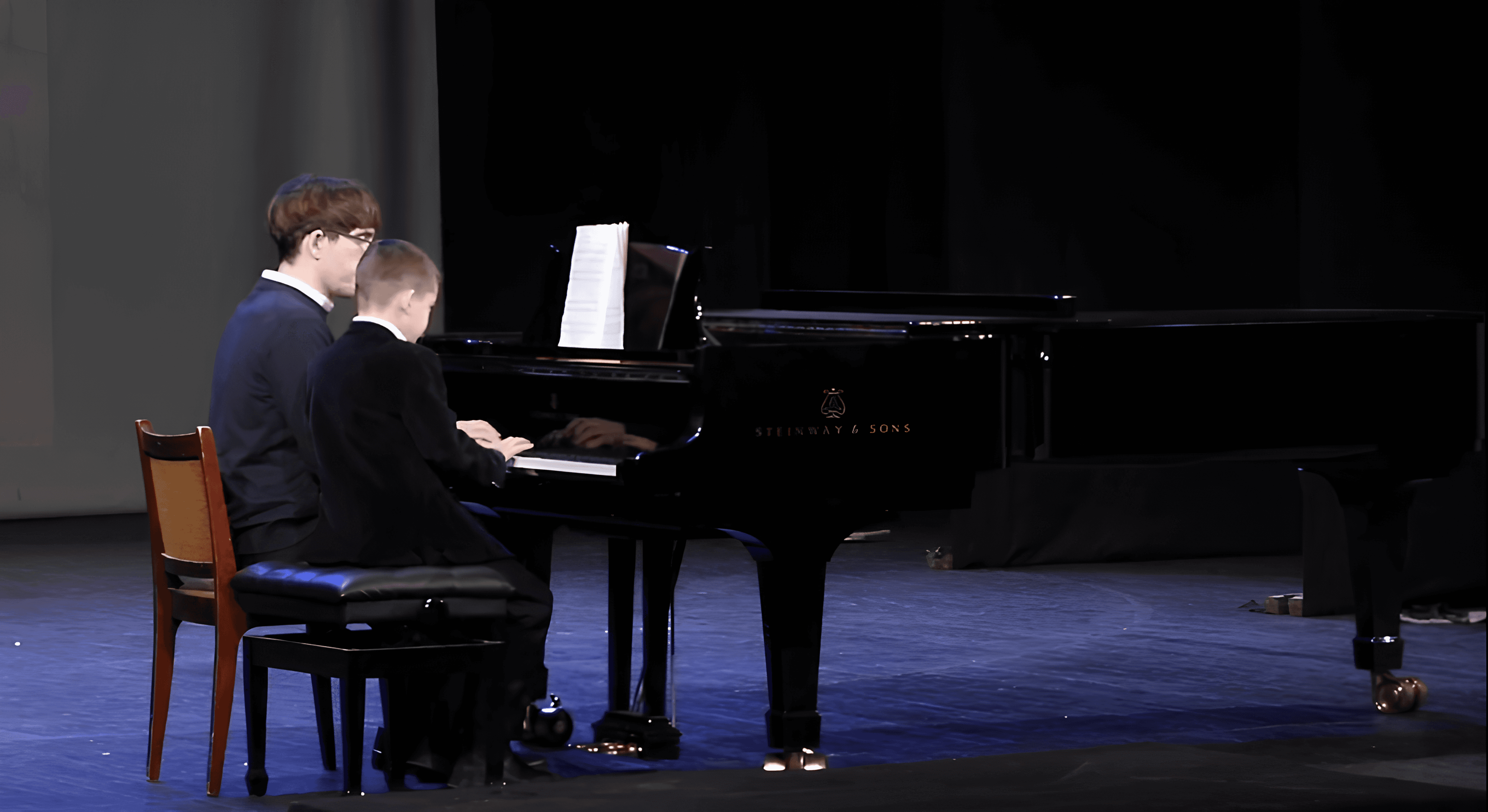 Piano lessons in Dubai