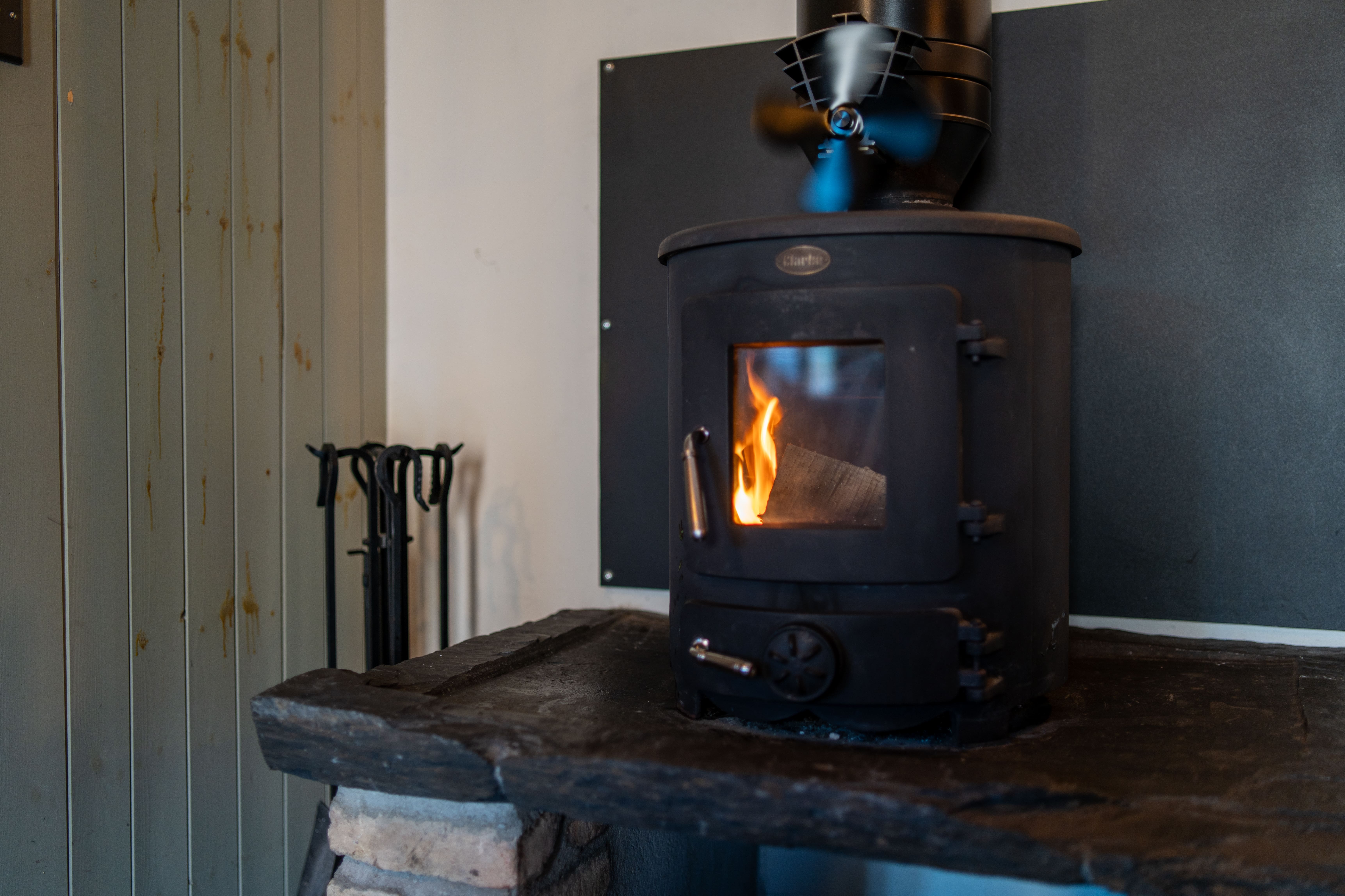 Log burner