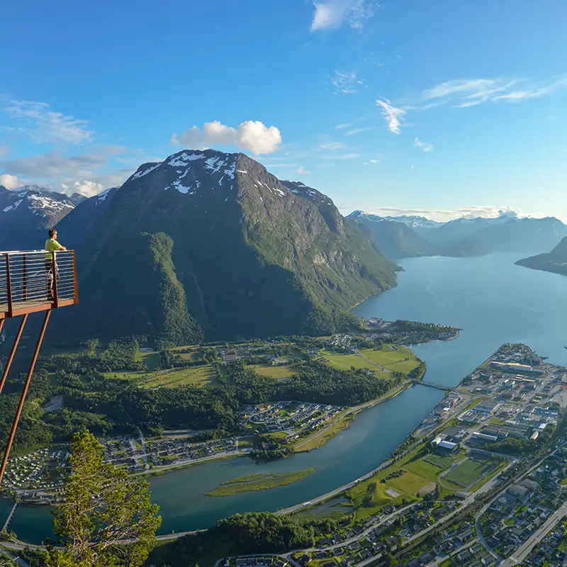 Vi sykler Dombås - Åndalsnes - Trollstigen - Geiranger - Dalsnibba - Lom | Expa Travel