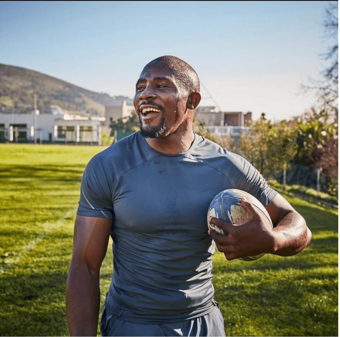 Concetrated triathlete grayscale