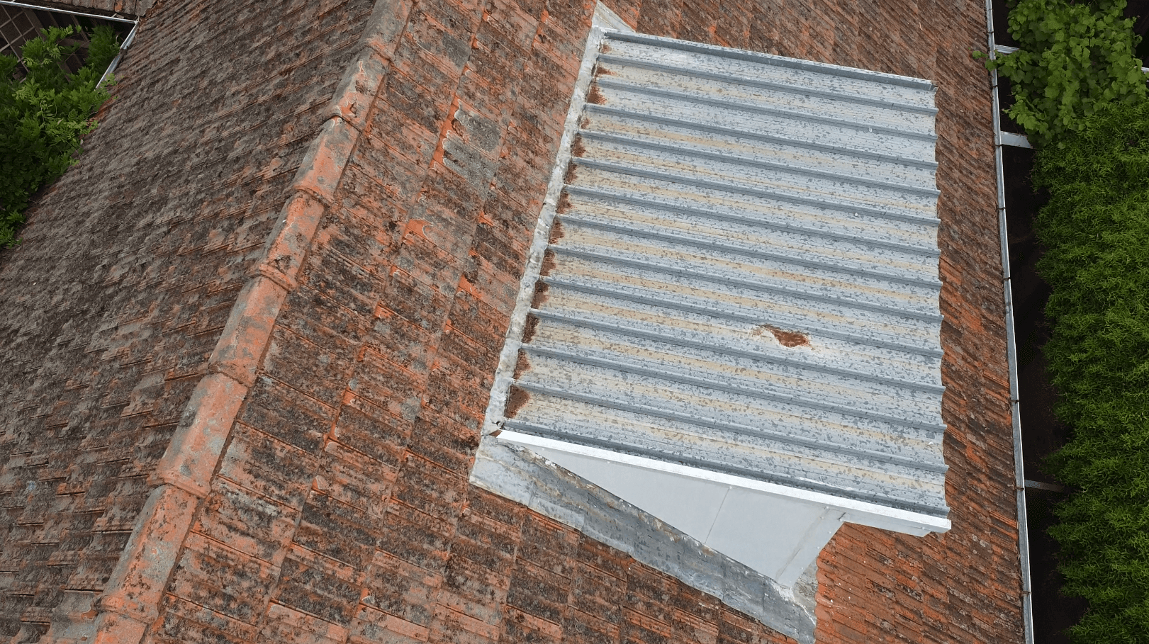 Roof Inspection Rusted Roof Panel