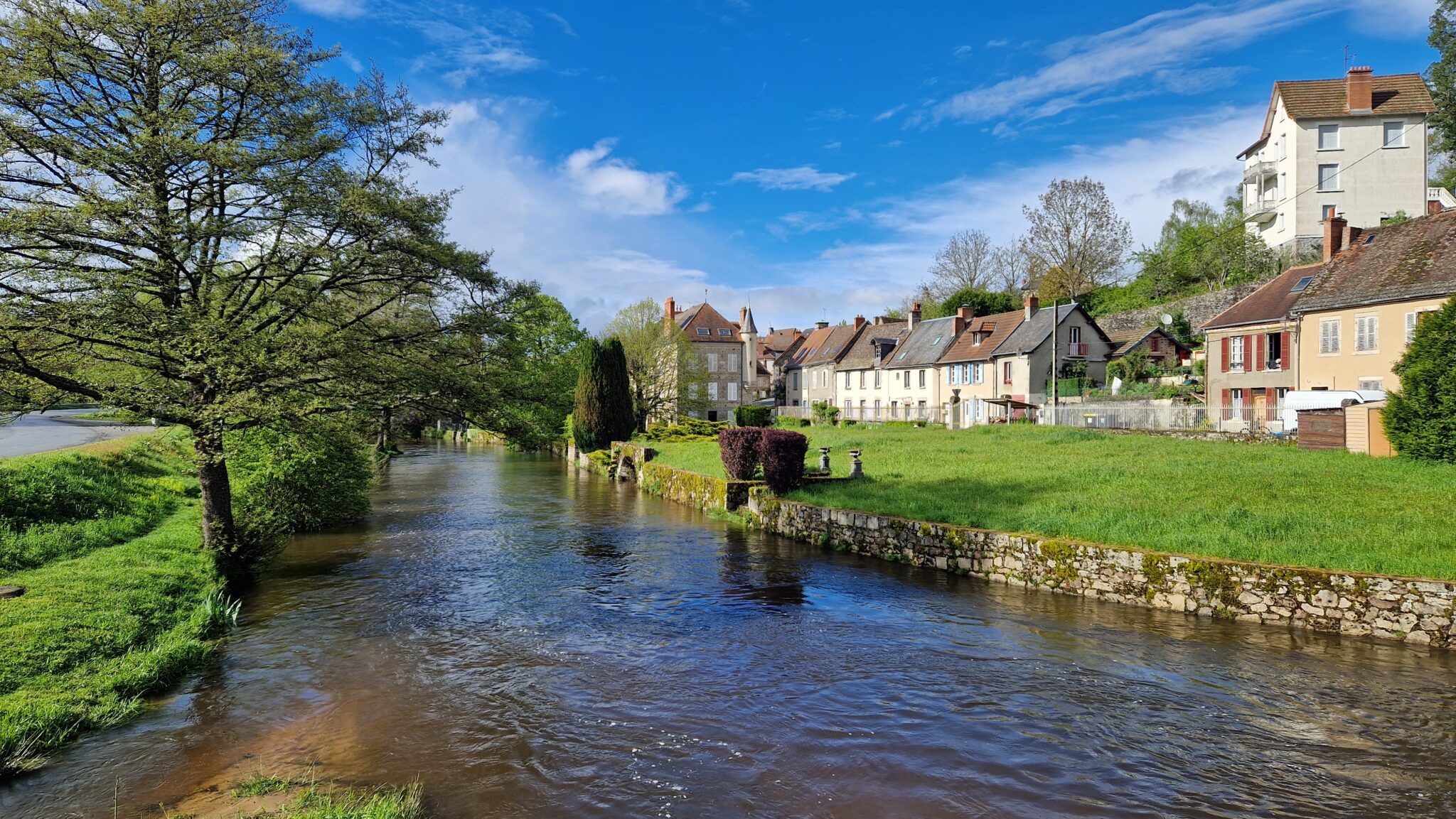 landscape photography of mountain hit by sun rays