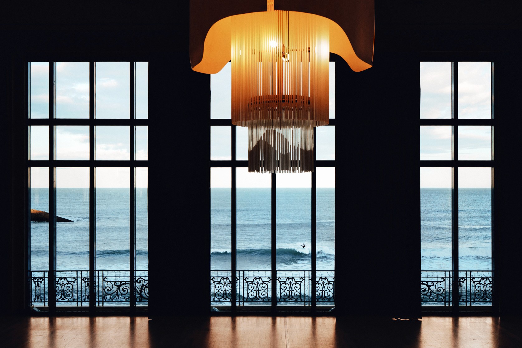 préparatifs du marié avec ses amis au chateau Larraldia à Villefranque