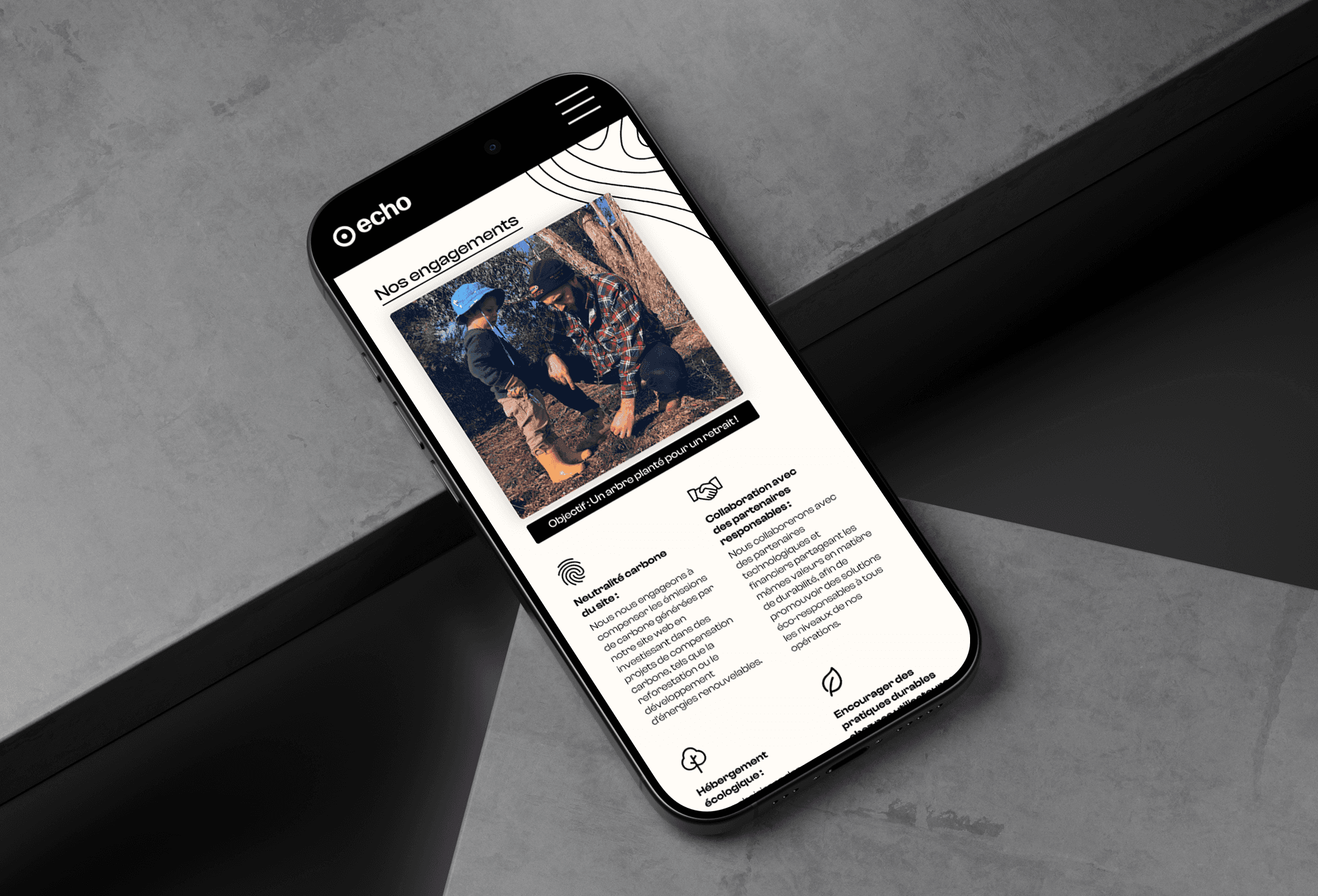 Interface mobile du site Echo, design web et direction artistique pour une banque écologique.