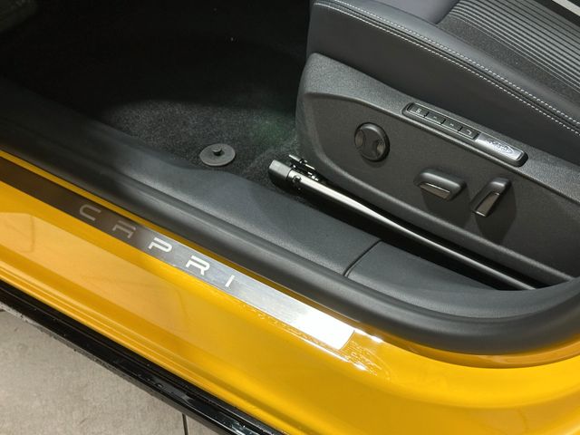 FORD Capri 2026 YELLOW Gebrauchtwagen - Galeriebild 12