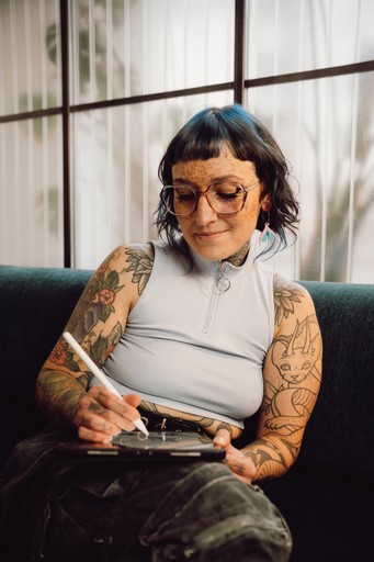 Tattoo Artist Sandra at Atelier Scarabée Bochum