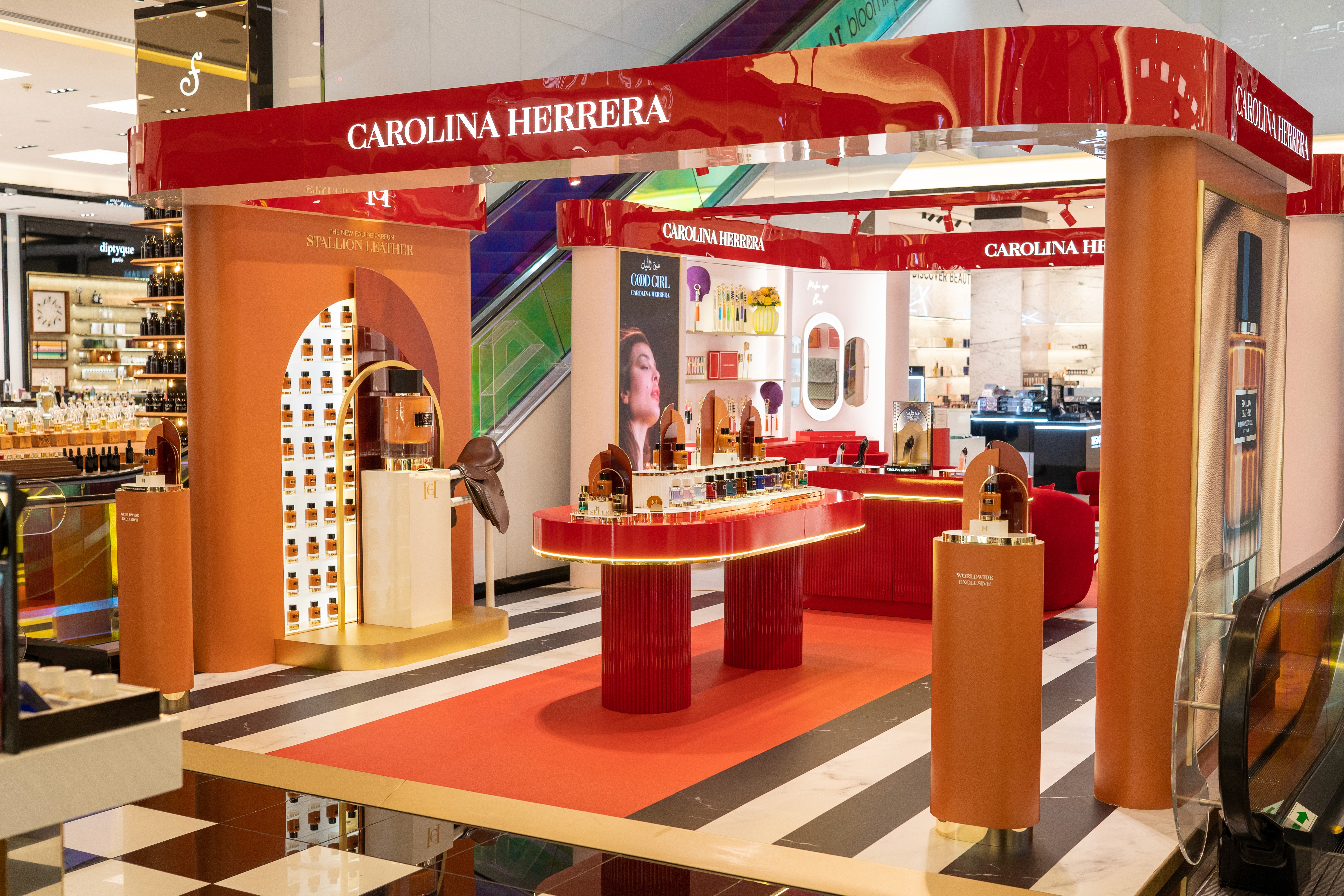 Carolina Herrera Pop Up | Pop Up Campaign Photoshoot | Relity Group