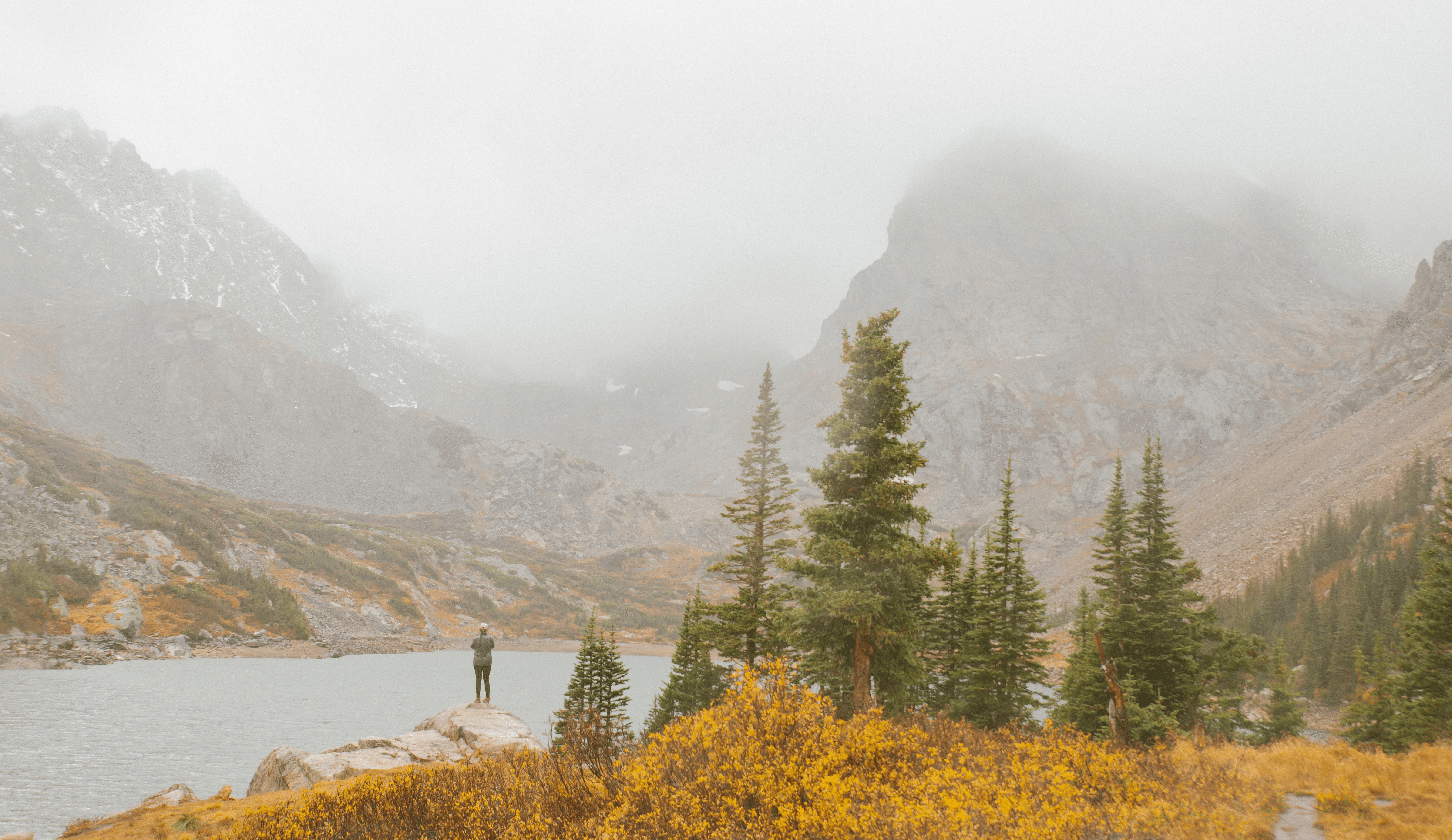 Batch.Works logo over a photo of a box of 3D printed objects