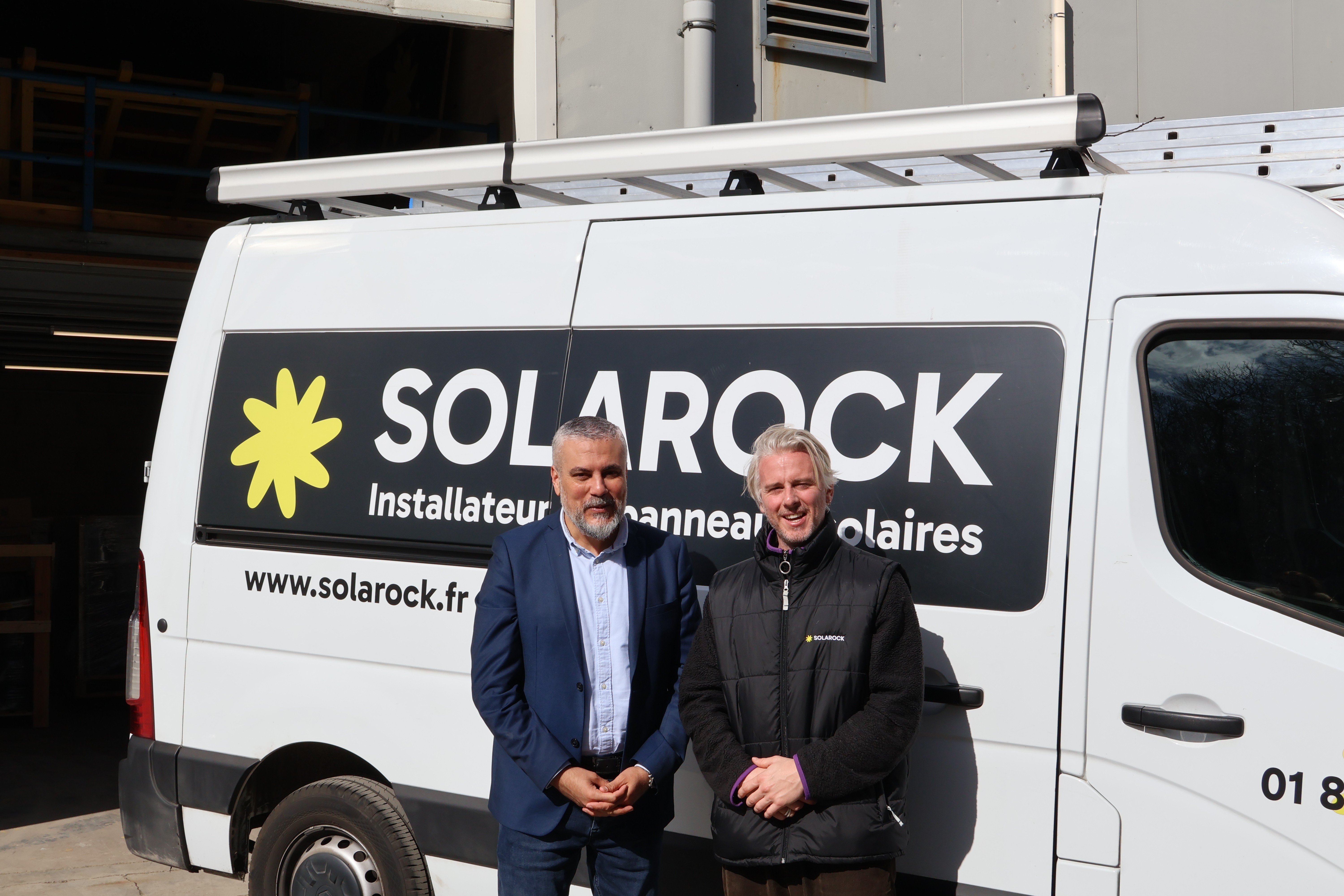 photo de la visite du maire de Montigny-les-Cormeilles dans les locaux de Solarock