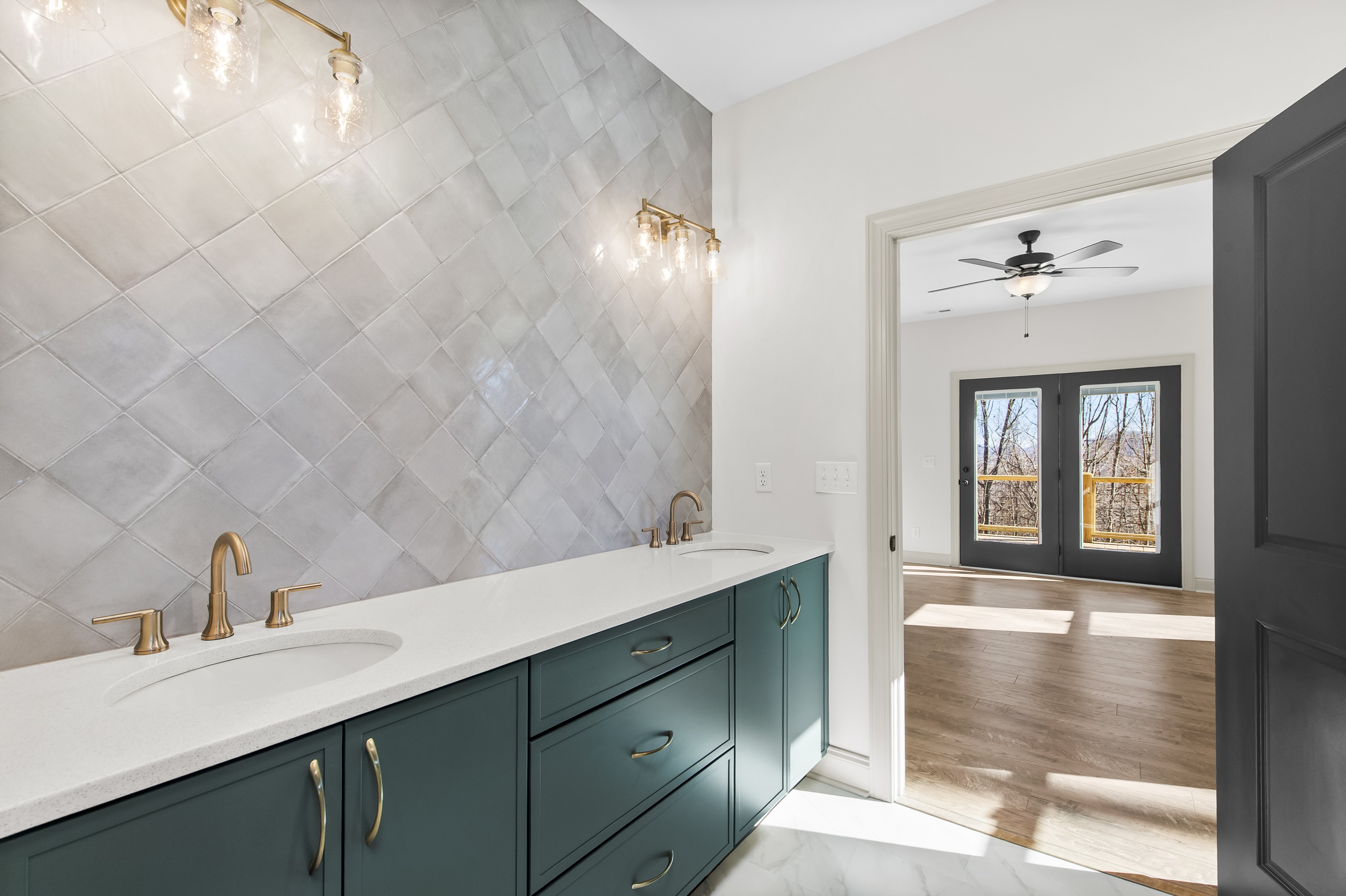 Custom Kitchen with custom cabinets and large butler's pantry in GA,TN,NC, and SC