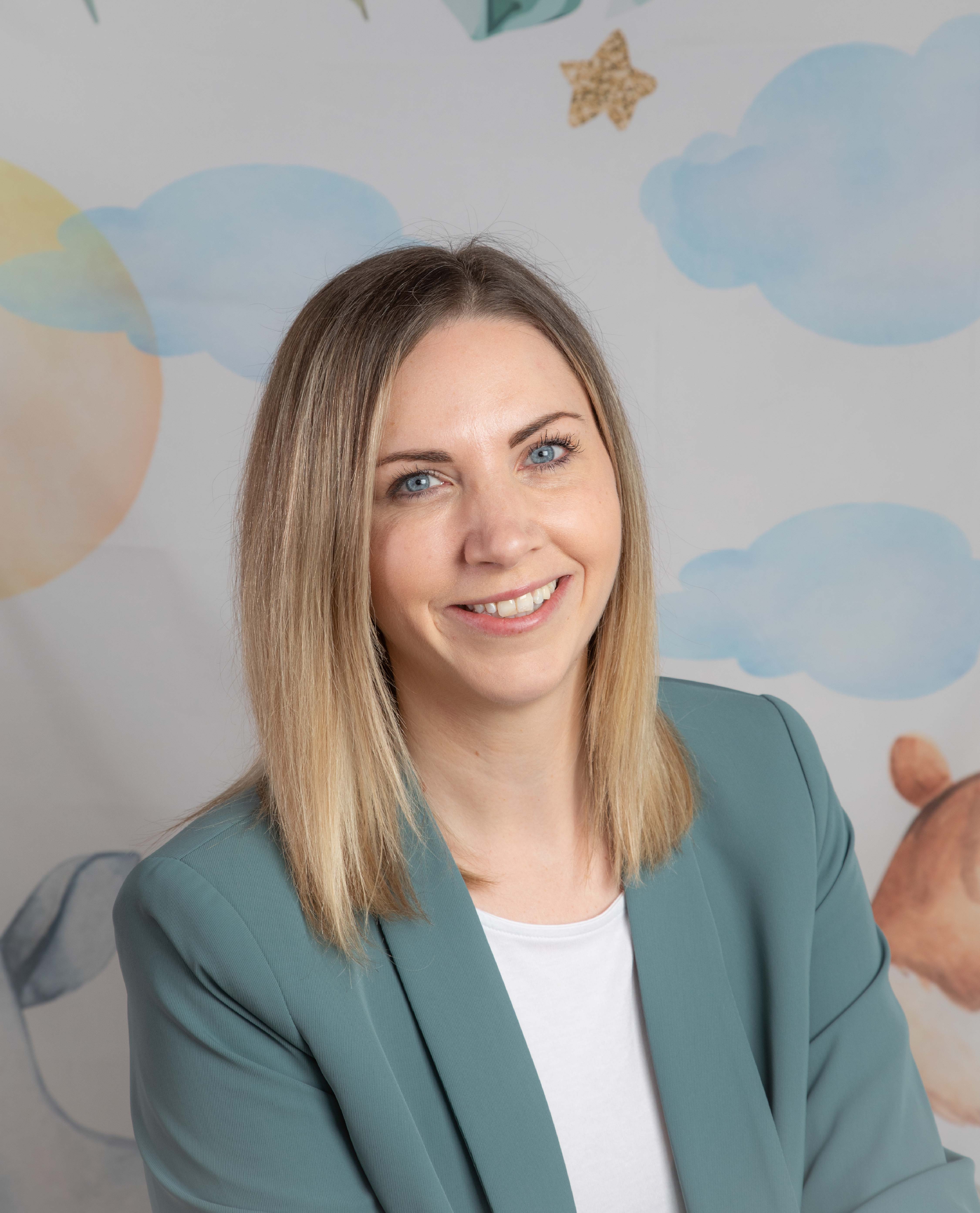 Dr. Zoe Roxburgh - Speech & Language Therapy Fife