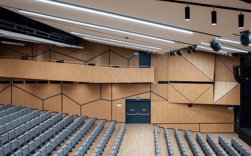 V4 konferencia központ _ Conference room  1 _Kroki studio