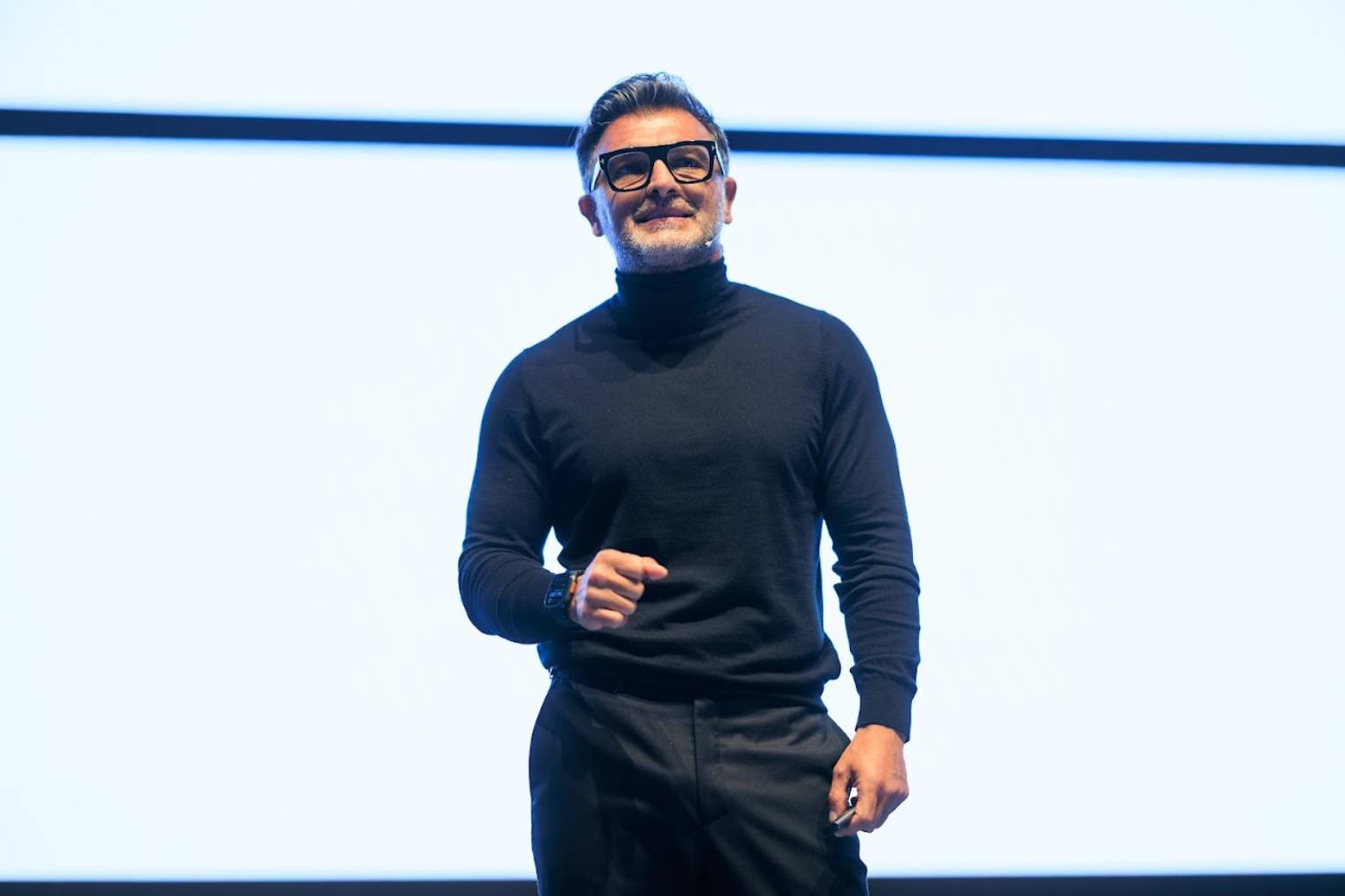 Why Are So Many Leaders Struggling to Adapt to AI?