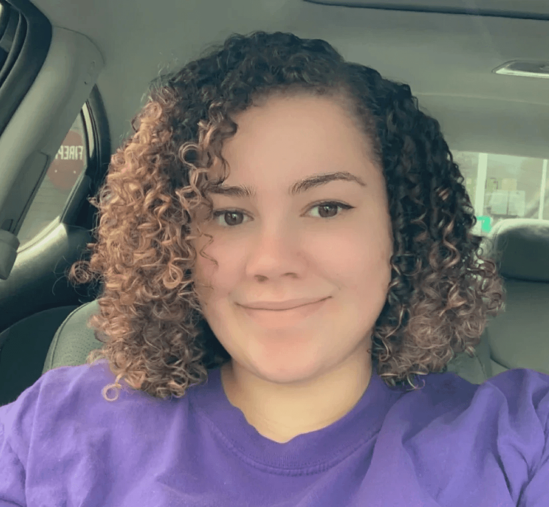 Empty room with chairs desks